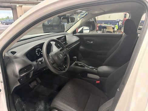 Used 2025 Honda HR-V LX image 20