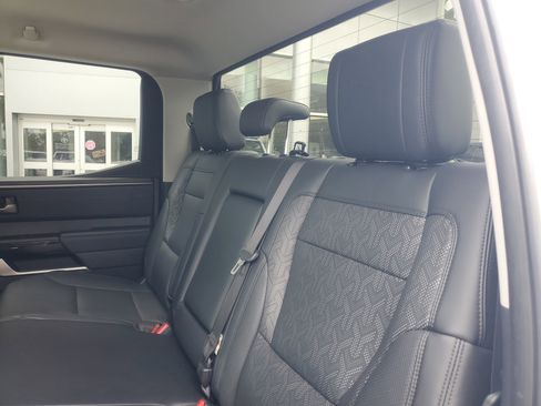 Used 2024 Toyota Tundra Limited w/ Power Package AWD/4WD image 11