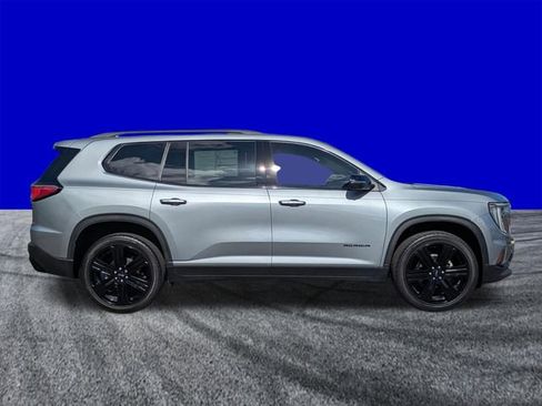 Used 2024 GMC Acadia Elevation w/ Black Edition FWD image 3