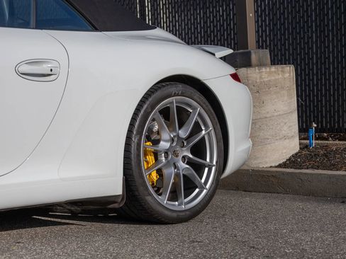 Used 2016 Porsche 911 Carrera image 47