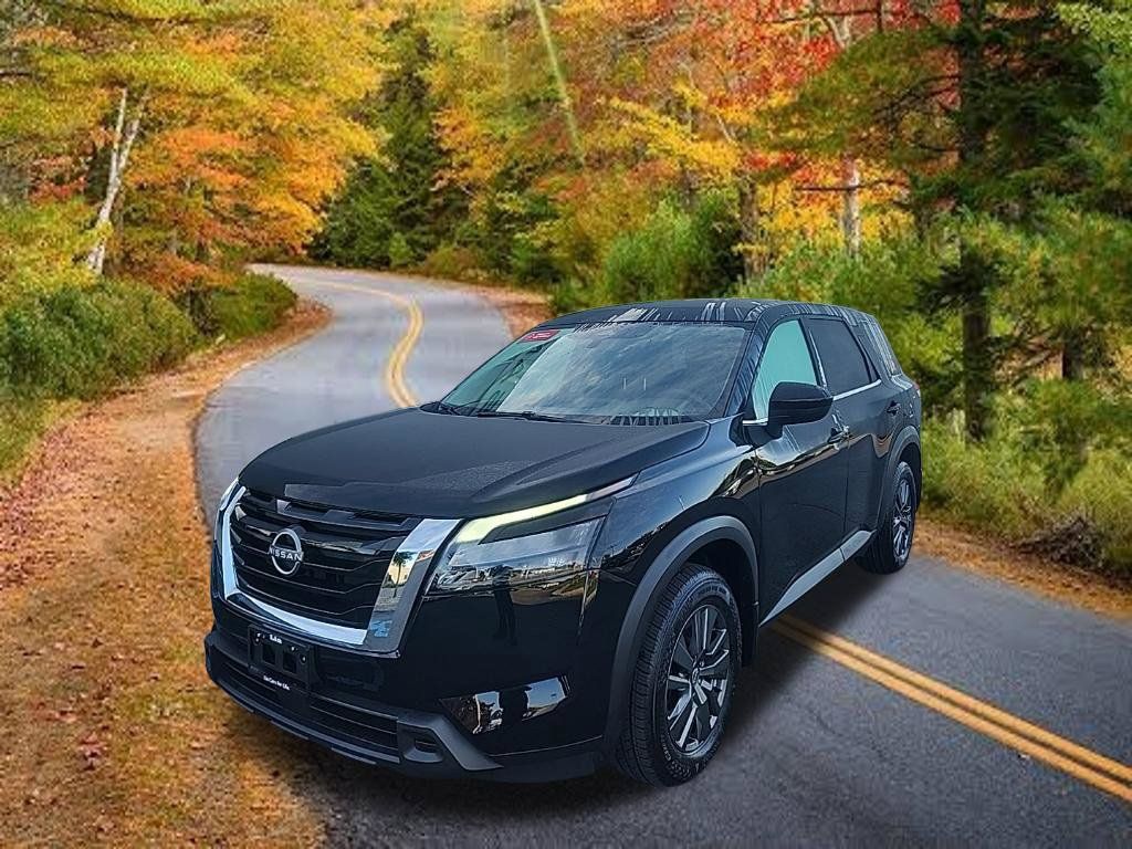 Certified 2024 Nissan Pathfinder S AWD/4WD image 8