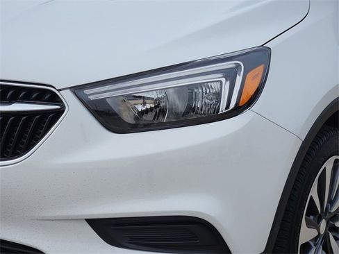 Used 2022 Buick Encore Preferred w/ Safety Package image 9