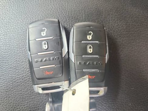 Used 2024 RAM 1500 Big Horn AWD/4WD image 33