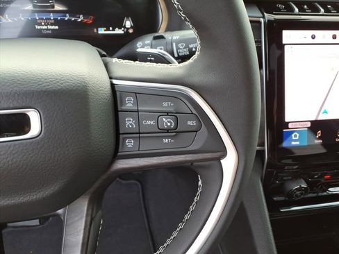 New 2025 Jeep Grand Cherokee Limited image 22