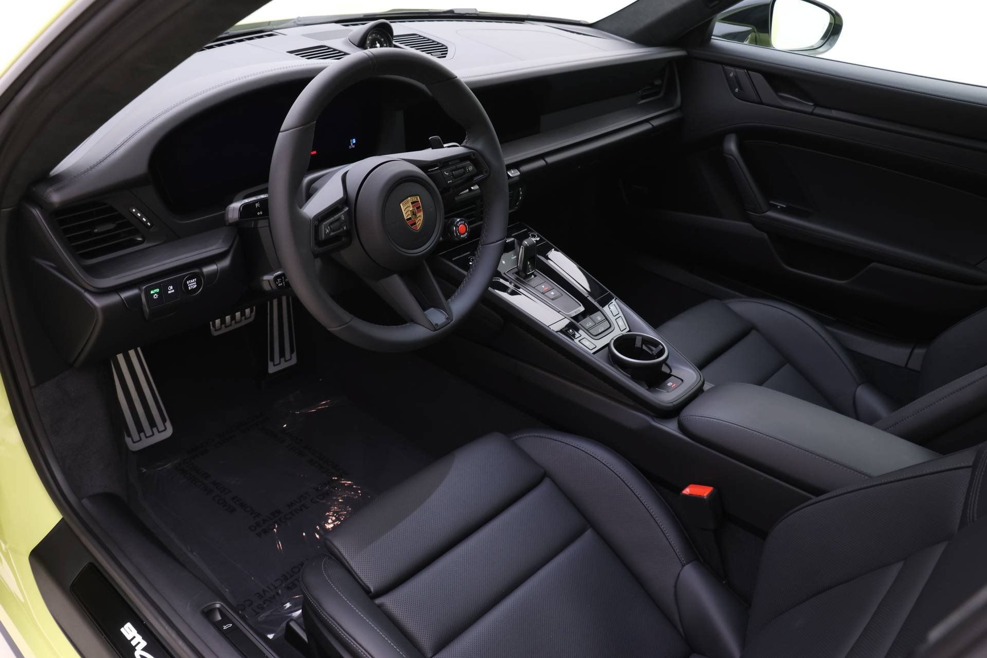 Certified 2025 Porsche 911 Carrera 4 GTS AWD/4WD image 4