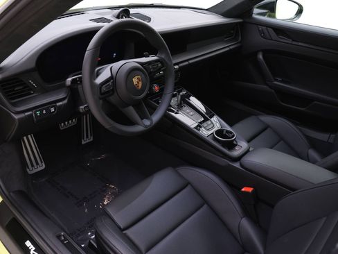 Certified 2025 Porsche 911 Carrera 4 GTS image 4
