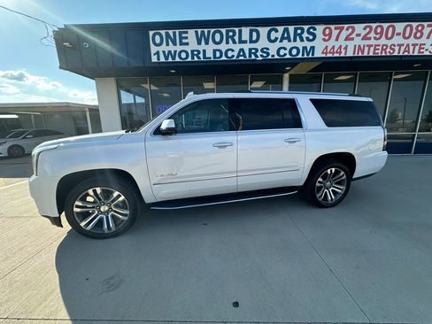 Used 2017 GMC Yukon XL Denali w/ Open Road Package AWD/4WD image 2