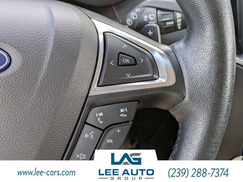 Used 2020 Ford Edge Titanium image 26