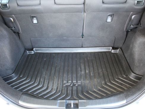 Used 2016 Honda Fit EX image 32