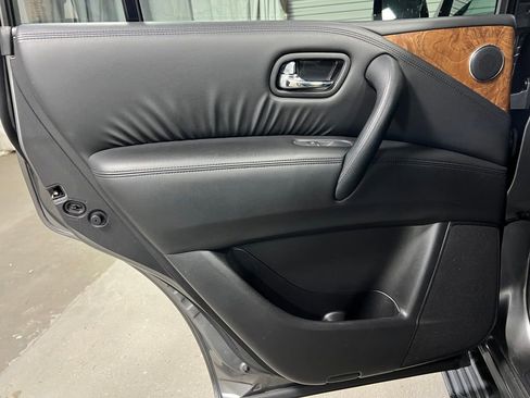 Used 2023 Nissan Armada SL image 20