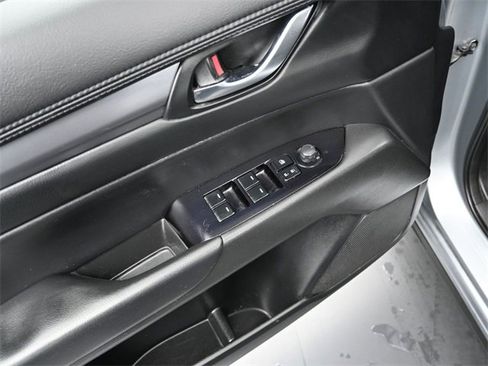 Used 2020 MAZDA CX-5 Touring image 19