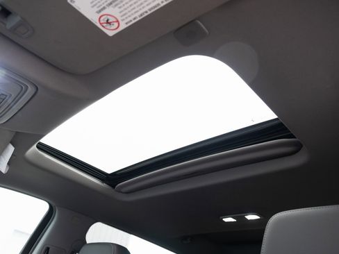 Used 2020 Chevrolet Silverado 3500 LTZ w/ LTZ Premium Package image 15