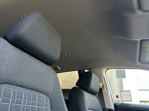 Certified 2026 Honda HR-V LX image 18