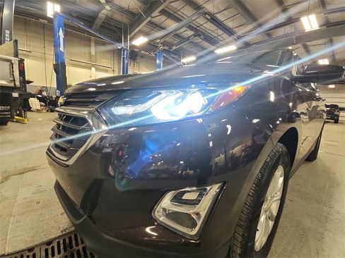 Used 2020 Chevrolet Equinox LT w/ LPO, Floor Liner Package image 29