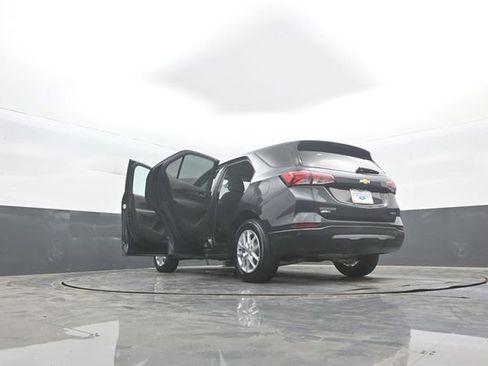 Used 2022 Chevrolet Equinox LT AWD/4WD image 45