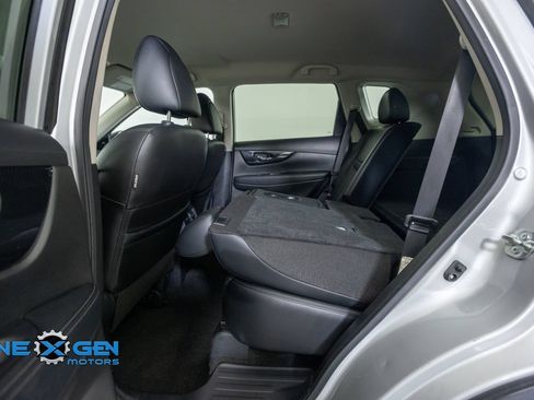Used 2020 Nissan Rogue SL AWD/4WD image 28
