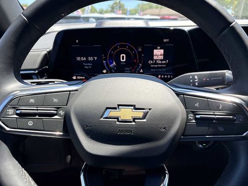 Used 2025 Chevrolet Tahoe LT AWD/4WD image 11