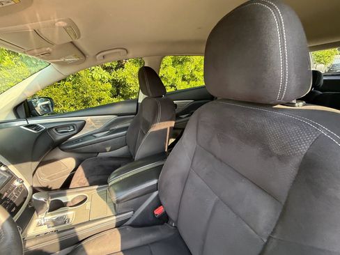 Used 2017 Nissan Murano SV FWD image 41