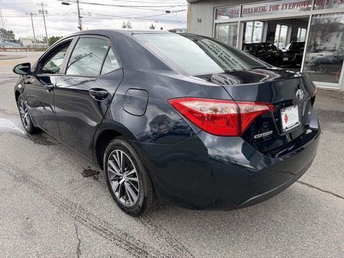 Used 2018 Toyota Corolla LE w/ LE Premium Package w/Moonroof image 6