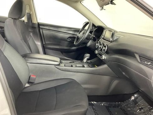 Used 2025 Nissan Sentra S FWD image 16