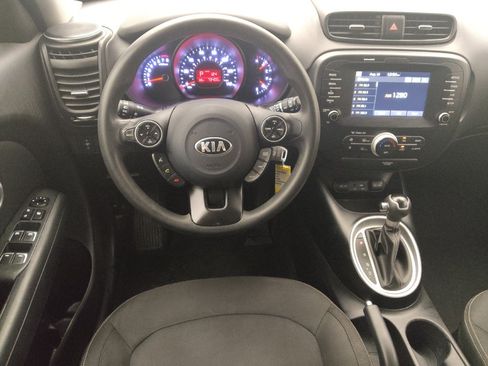 Used 2019 Kia Soul + FWD image 22