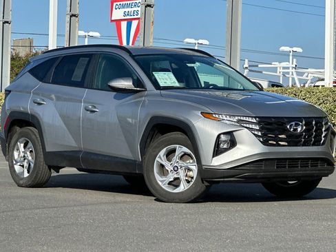 Used 2023 Hyundai Tucson SEL image 2