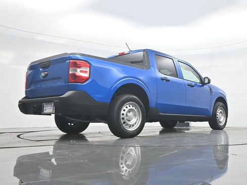 Used 2025 Ford Maverick XL w/ Equipment Group 102A AWD/4WD image 34
