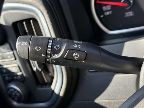 Used 2020 Chevrolet Silverado 1500 High Country w/ Technology Package image 20