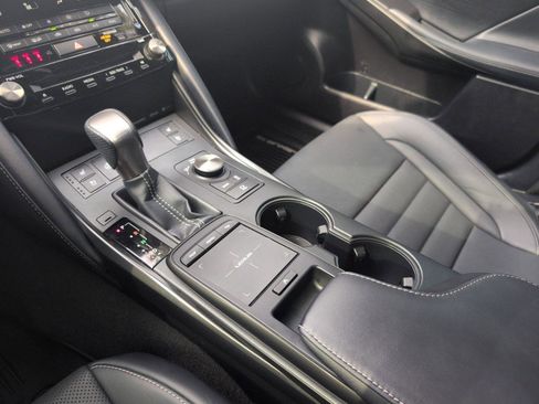 Certified 2024 Lexus IS 350 F Sport image 22