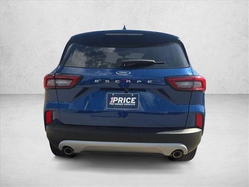 Used 2023 Ford Escape FWD image 6