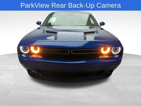Used 2021 Dodge Challenger SXT AWD/4WD image 9