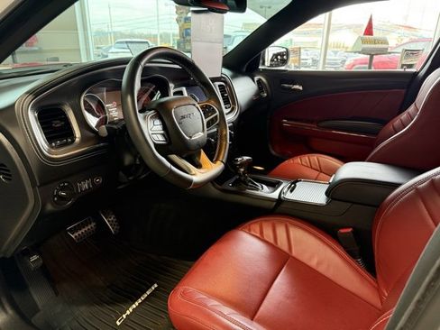 Used 2023 Dodge Charger SRT Hellcat w/ Harman/Kardon Audio Group image 4