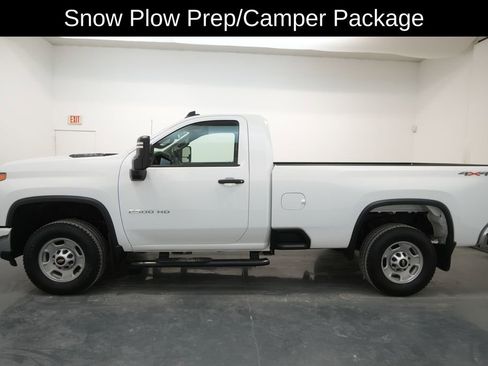 Used 2025 Chevrolet Silverado 2500 W/T w/ WT Convenience Package image 4