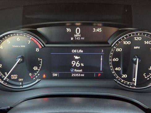 Used 2022 Cadillac XT6 Premium Luxury image 11