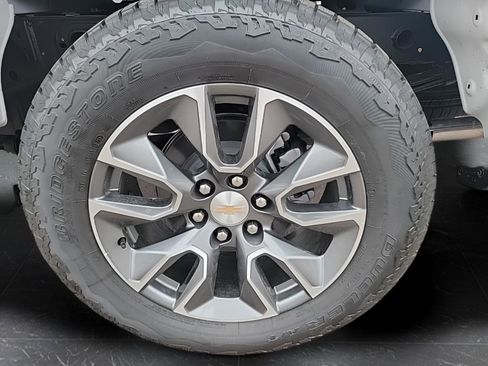 Used 2026 Chevrolet Silverado 1500 LT w/ Texas Edition Plus AWD/4WD image 28
