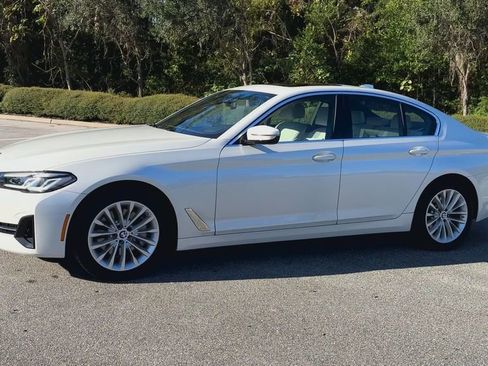 Certified 2023 BMW 530i w/ Executive Package image 4