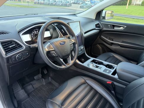 Used 2021 Ford Edge SEL AWD/4WD image 14
