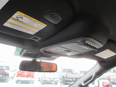 Used 2024 Ford F350 Platinum image 30