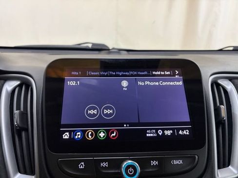 Used 2023 Chevrolet Malibu LT FWD image 35