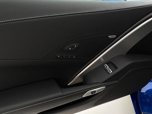 Used 2014 Chevrolet Corvette Base w/ 2LT Preferred Equipment Group image 23