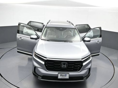 Certified 2023 Honda Pilot Touring image 48