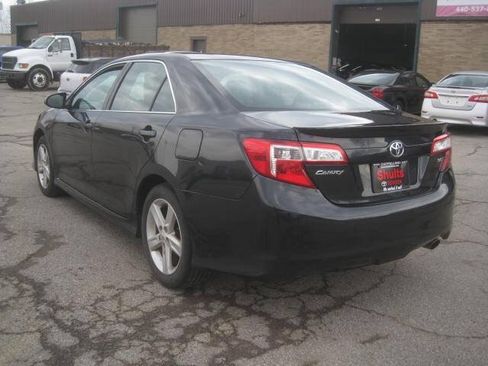 Used 2012 Toyota Camry SE FWD image 7