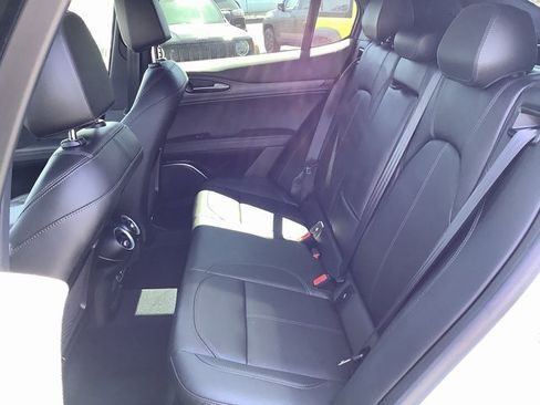 Used 2022 Alfa Romeo Stelvio Ti image 25