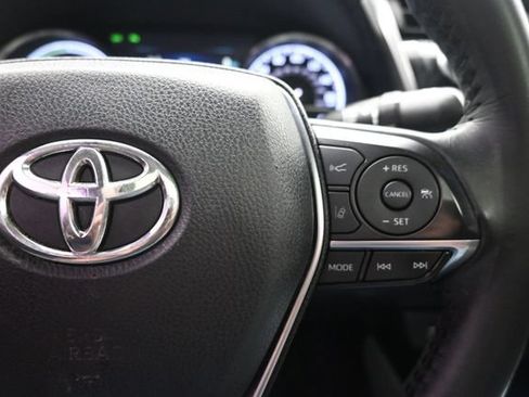 Used 2018 Toyota Camry XLE w/ Audio Package FWD image 28