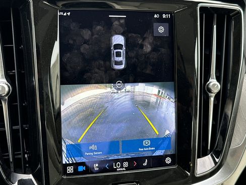 Used 2023 Volvo S60 B5 Plus w/ Climate Package image 23