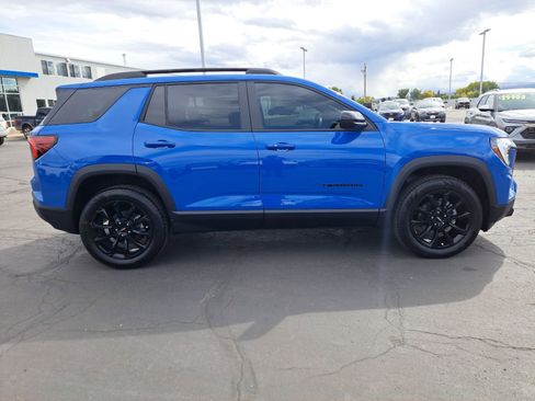 New 2026 GMC Terrain Elevation w/ Elevation Premium Package image 2