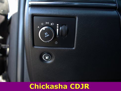 Used 2020 Jeep Grand Cherokee Limited w/ Trailer Tow Group IV image 12