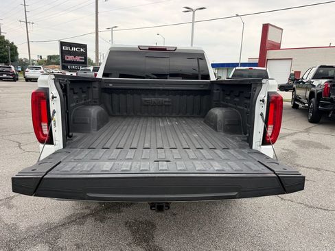Used 2019 GMC Sierra 1500 SLT w/ SLT Premium Plus Package AWD/4WD image 6