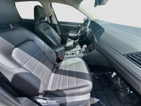 Used 2023 Volkswagen Jetta SE w/ Panoramic Sunroof Package FWD image 30