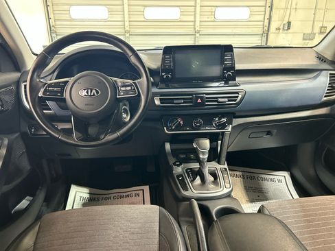 Used 2021 Kia Seltos S AWD/4WD image 4